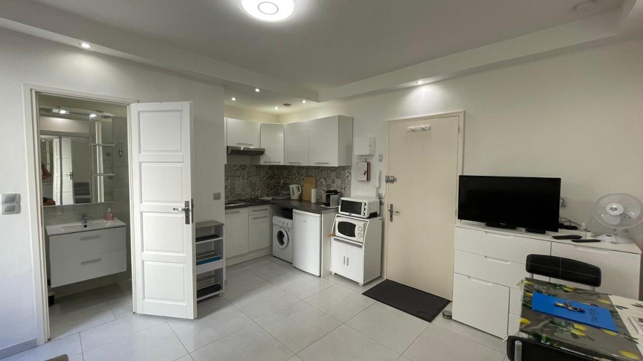Studio Rue Pietonne Proche Plage Menton Luaran gambar